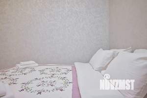 2-к квартира, посуточно, 40м2, 1/9 этаж
