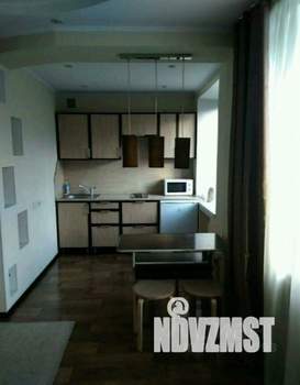 2-к квартира, посуточно, 65м2, 1/1 этаж