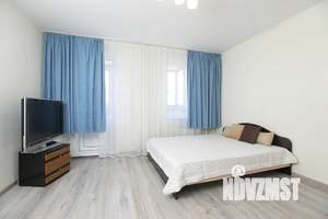 Студия квартира, посуточно, 27м2, 25/25 этаж