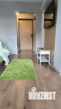 Студия квартира, посуточно, 36м2, 10/18 этаж