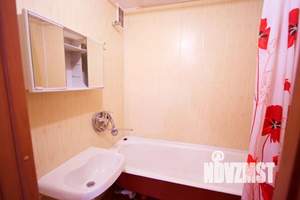 1-к квартира, посуточно, 42м2, 7/10 этаж
