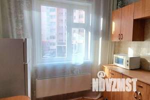 1-к квартира, посуточно, 35м2, 2/16 этаж