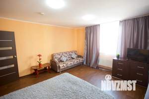 1-к квартира, посуточно, 45м2, 5/23 этаж