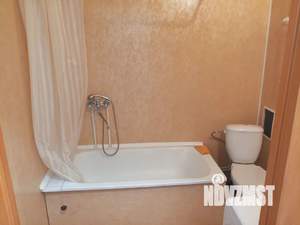 Студия квартира, посуточно, 25м2, 19/25 этаж