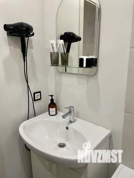 1-к квартира, посуточно, 35м2, 6/10 этаж