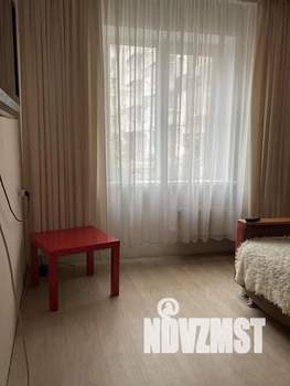 1-к квартира, посуточно, 32м2, 1/10 этаж