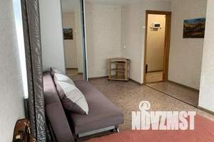 1-к квартира, посуточно, 38м2, 3/5 этаж