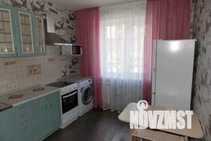 1-к квартира, посуточно, 42м2, 4/10 этаж