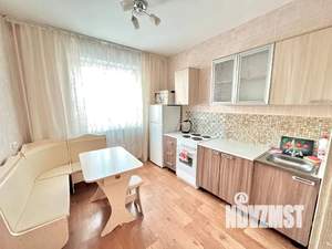 1-к квартира, посуточно, 40м2, 15/16 этаж
