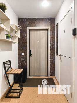 Студия квартира, посуточно, 18м2, 1/10 этаж