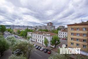 Студия квартира, посуточно, 33м2, 4/5 этаж