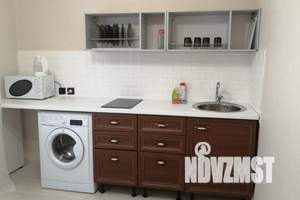 1-к квартира, посуточно, 42м2, 2/9 этаж