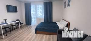 Студия квартира, посуточно, 36м2, 17/25 этаж