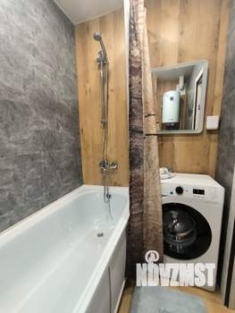 Студия квартира, посуточно, 18м2, 1/8 этаж