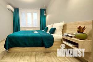 2-к квартира, посуточно, 47м2, 6/16 этаж