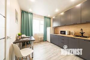 1-к квартира, посуточно, 43м2, 10/10 этаж
