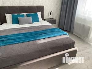 1-к квартира, посуточно, 52м2, 11/16 этаж