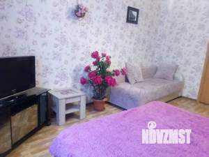1-к квартира, посуточно, 42м2, 2/10 этаж