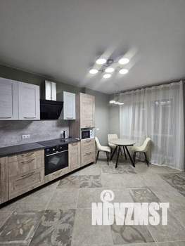 2-к квартира, посуточно, 64м2, 7/15 этаж