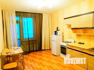 1-к квартира, посуточно, 43м2, 10/25 этаж