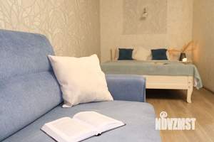 1-к квартира, посуточно, 42м2, 7/10 этаж