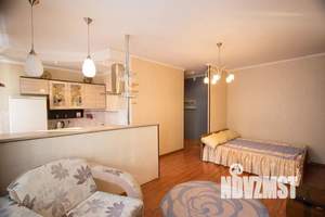 Студия квартира, посуточно, 40м2, 2/4 этаж