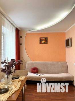 2-к квартира, посуточно, 48м2, 1/1 этаж