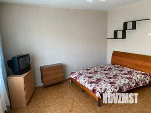 1-к квартира, посуточно, 32м2, 4/10 этаж