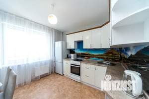 1-к квартира, посуточно, 36м2, 3/18 этаж