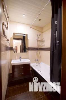 1-к квартира, посуточно, 42м2, 6/10 этаж