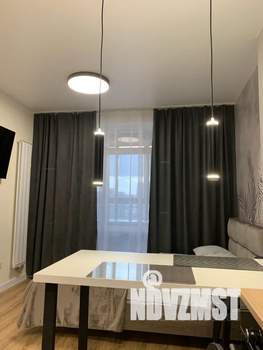 Студия квартира, посуточно, 28м2, 12/17 этаж