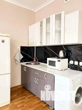 Студия квартира, посуточно, 27м2, 16/17 этаж