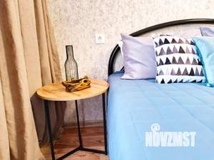 1-к квартира, посуточно, 50м2, 5/17 этаж