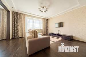 2-к квартира, посуточно, 67м2, 7/10 этаж