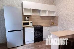 2-к квартира, посуточно, 64м2, 1/15 этаж