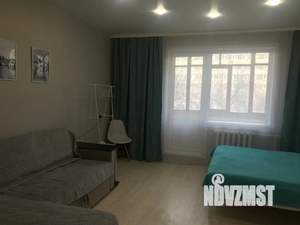 1-к квартира, посуточно, 38м2, 2/9 этаж