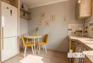 1-к квартира, посуточно, 46м2, 1/1 этаж