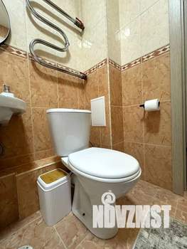 Студия квартира, посуточно, 40м2, 10/17 этаж