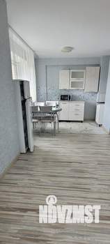 Студия квартира, на длительный срок, 32м2, 3/17 этаж