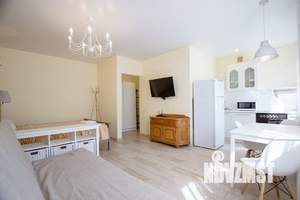 Студия квартира, посуточно, 30м2, 4/5 этаж