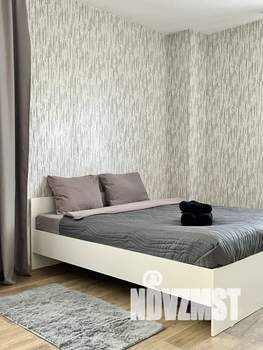 1-к квартира, посуточно, 46м2, 9/25 этаж