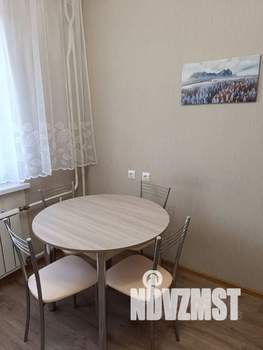 1-к квартира, посуточно, 42м2, 1/10 этаж