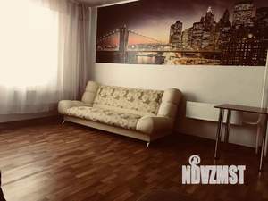 1-к квартира, посуточно, 38м2, 1/9 этаж