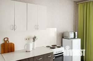 1-к квартира, посуточно, 40м2, 8/10 этаж