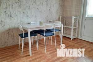 1-к квартира, посуточно, 40м2, 3/10 этаж