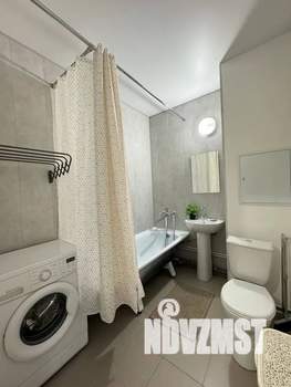 Студия квартира, посуточно, 34м2, 25/25 этаж