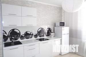 1-к квартира, посуточно, 45м2, 13/17 этаж