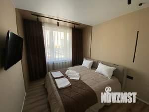 2-к квартира, посуточно, 39м2, 8/24 этаж