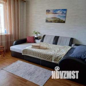 1-к квартира, посуточно, 42м2, 1/1 этаж