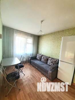 1-к квартира, посуточно, 40м2, 8/16 этаж